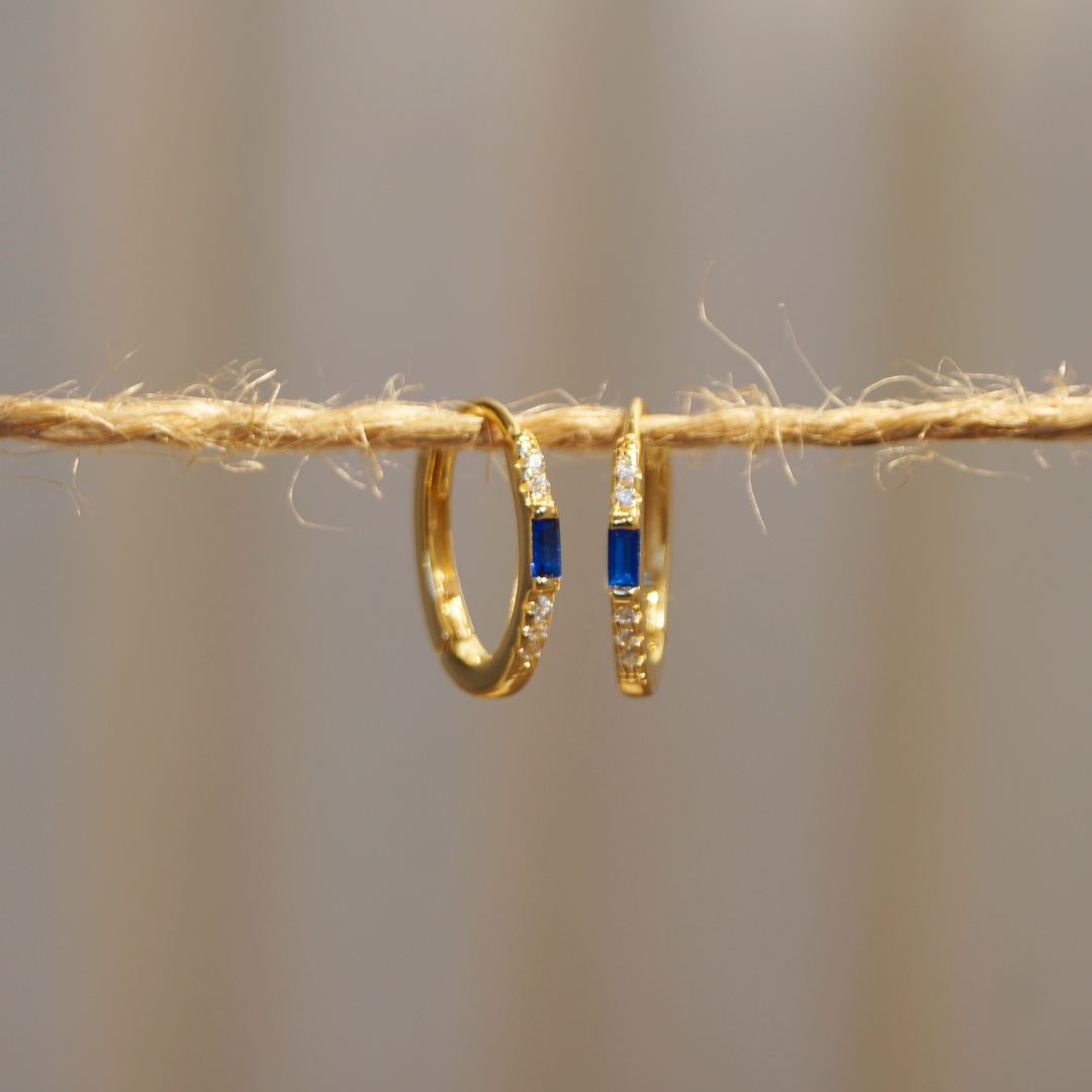 925 srebro - naušnice s plavim kristalom i 18K pozlatom