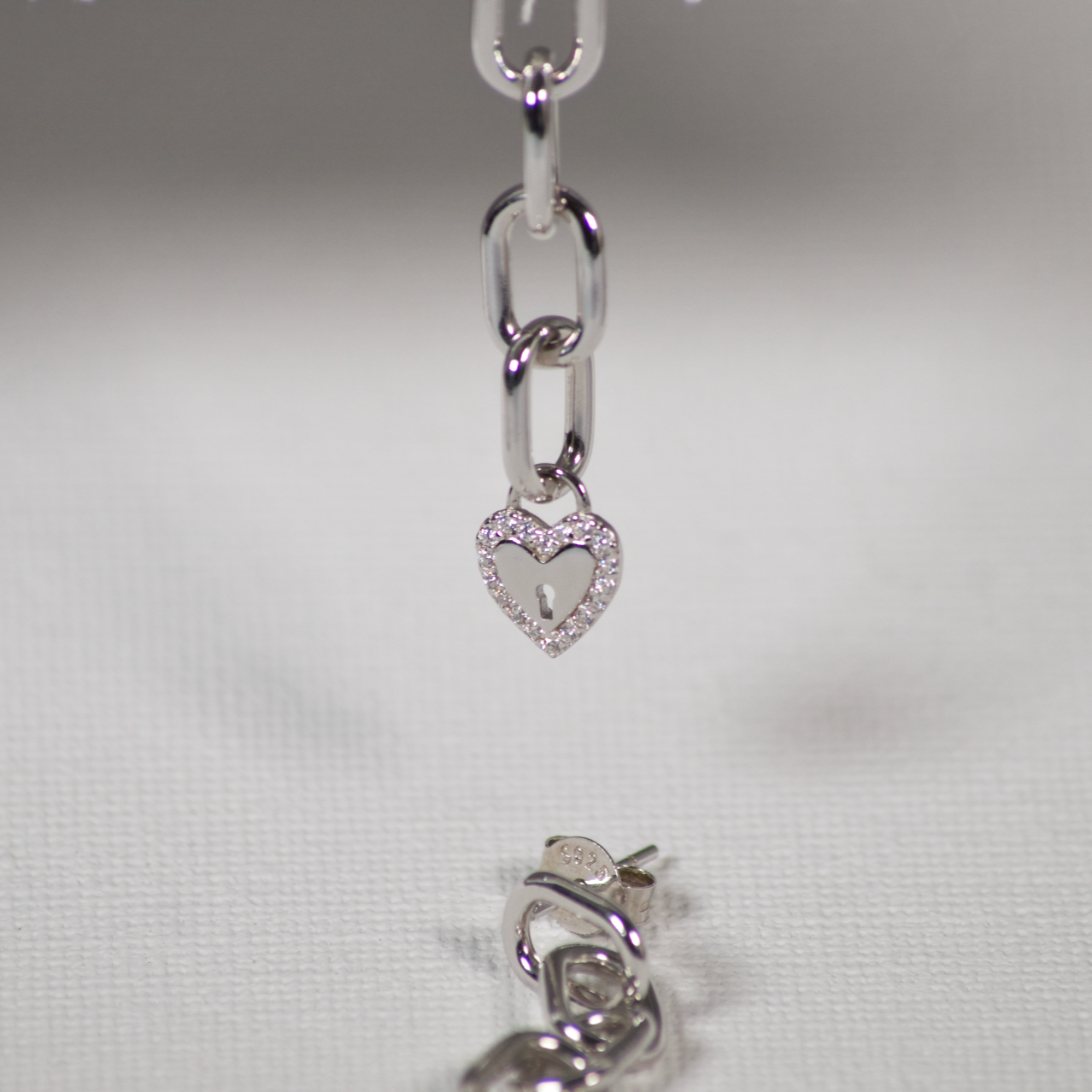 Naušnice Nesta sa srcem i cirkonima, srebro 925